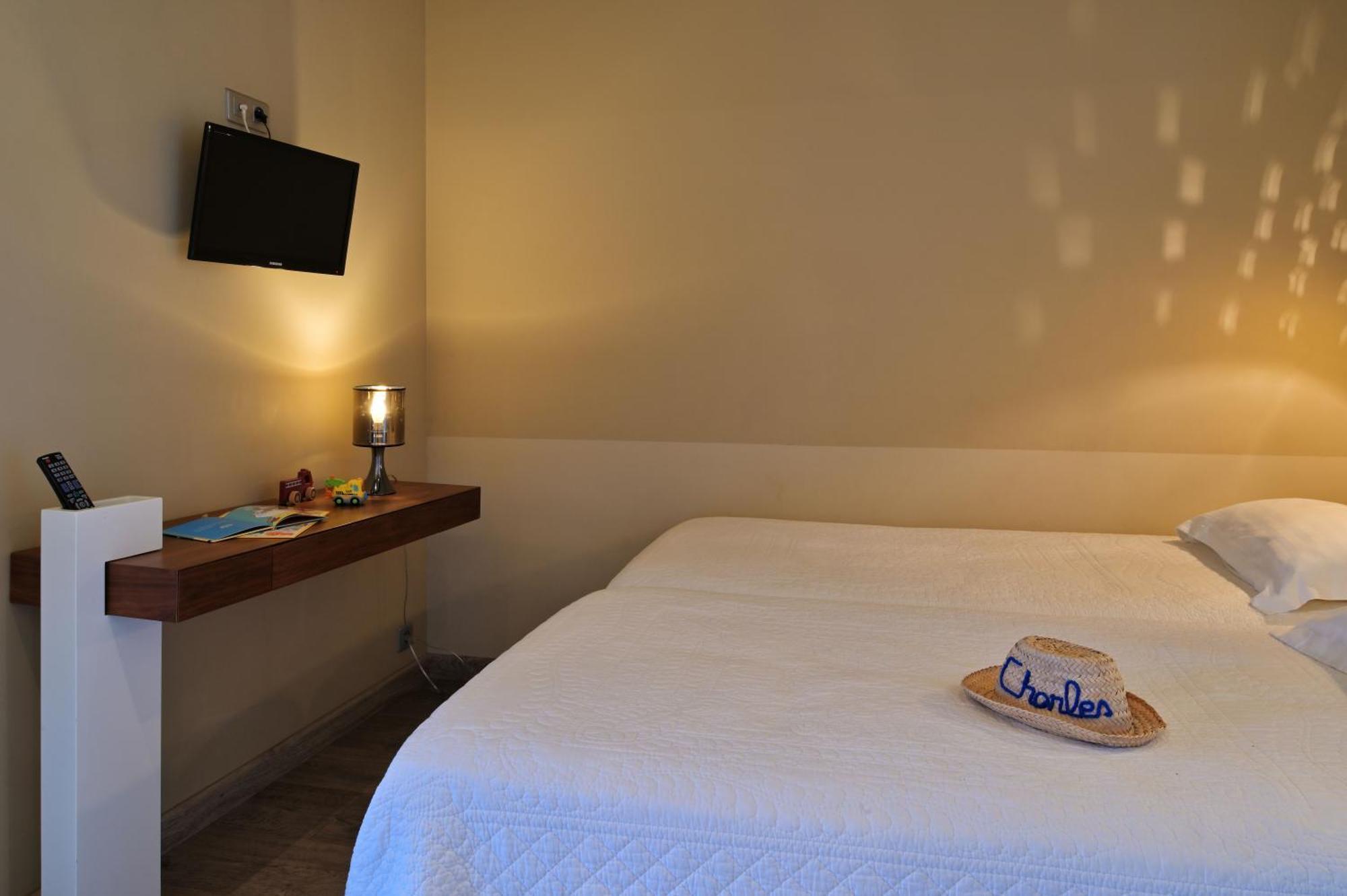Hotel Abbartello Ольмето Екстер'єр фото